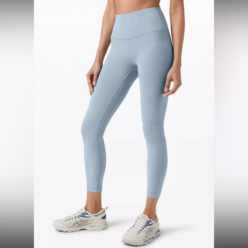 Lululemon Wunder Train High-Rise 23”